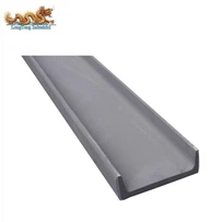 Vnútorný a vonkajší stĺpik zadného rohu kontajnera